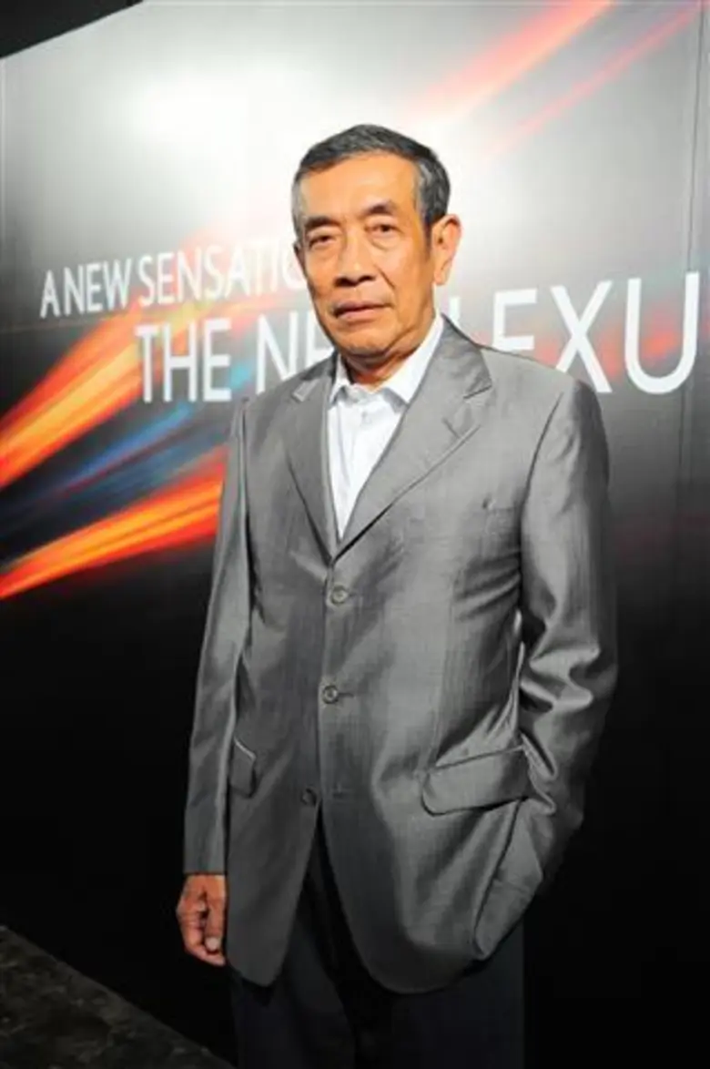 เดินหน้าโรดโชว์ทั่วกรุงฯไม่หวั่นฟ้าฝน สกล...