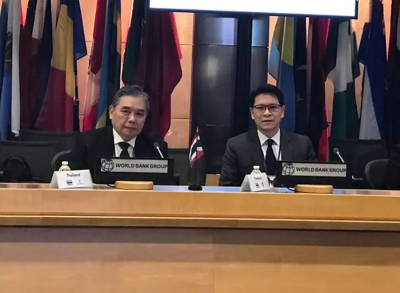 นายอภิศักดิ์ ตันติวรวงศ์ รัฐมนตรีว่าการกร...