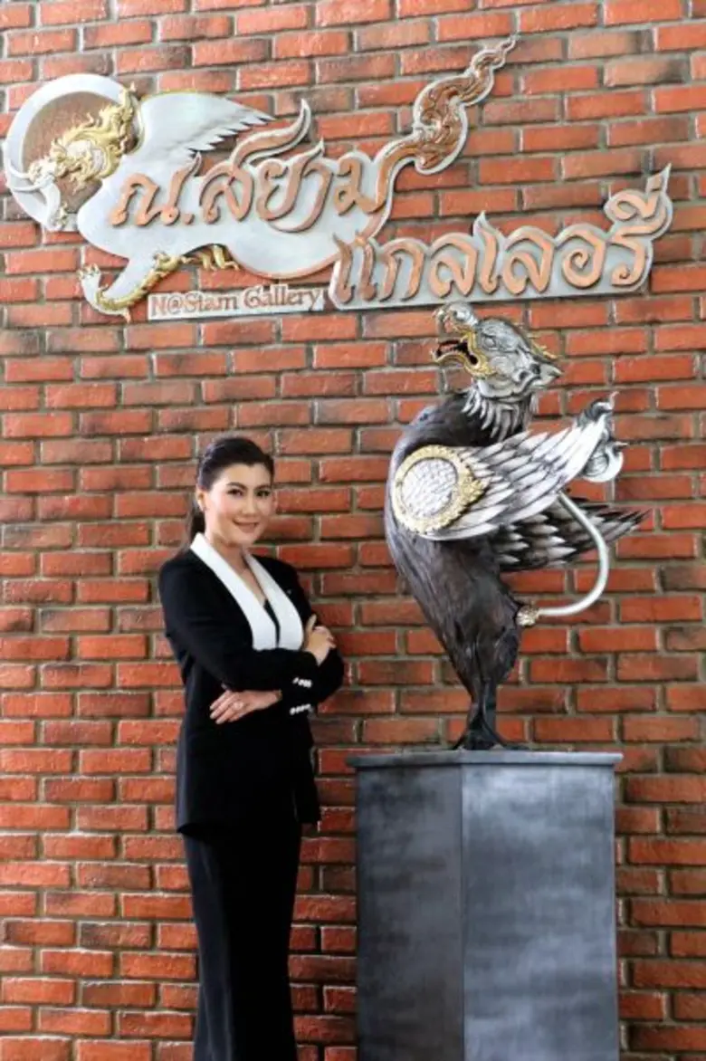 จากความรักในงานศิลป์ และเพื่อเชิญชวนให้คน...