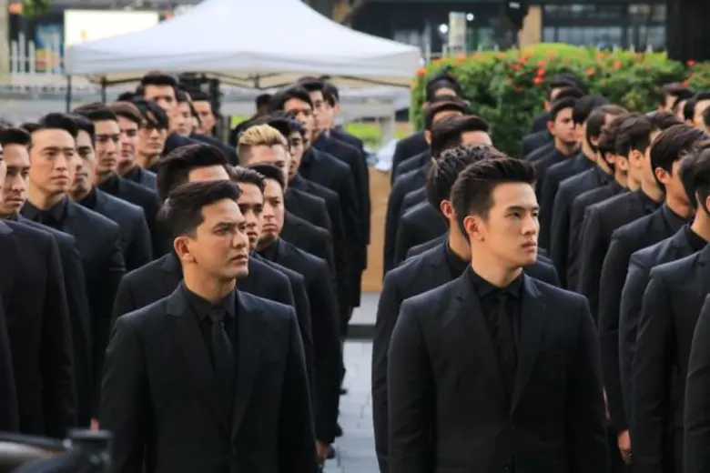 ช่อง 3 ร่วมน้อมรำลึกในพระมหากรุณาธิคุณ ในหลวงรัชกาลที่ 9 เนื่องในวันครบรอบ 1 ปี วันสวรรคต