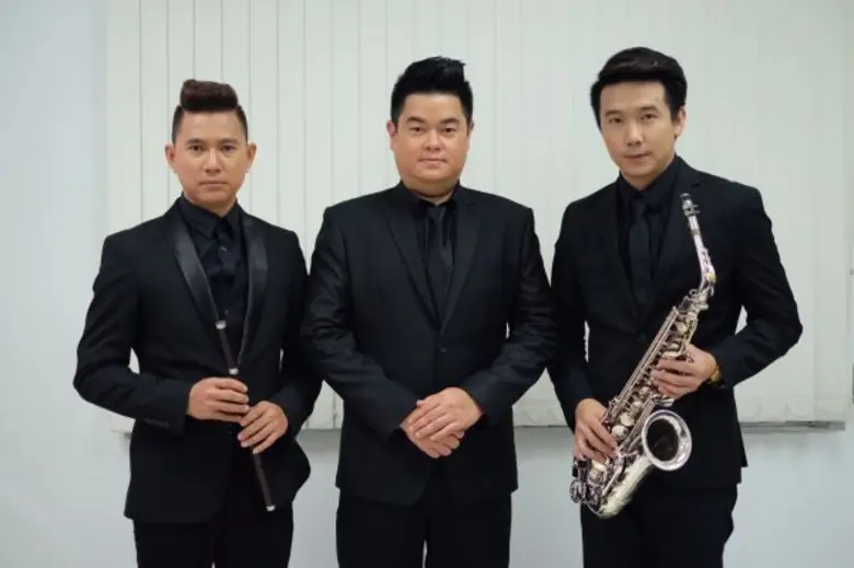 พลังแห่งความภักดี "ร่วมร้อยดวงใจ ไผทชาติ” ๓ ศิลปินรุ่นครูถ่ายทอดพลังสู่บทเพลง “พระผู้เสด็จสวรรคาลัย”