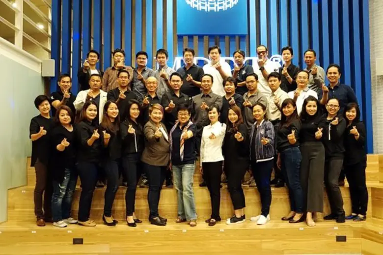 นายสุทธิรักษ์ เสถียรภาพอยุทธ์ กรรมกรผู้จั...