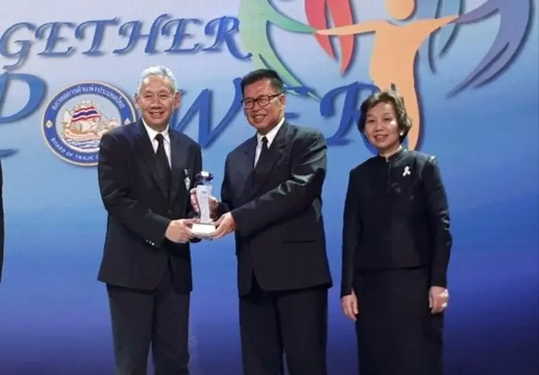 นายจีรพันธ์ อัศวะธนกุล นายกสมาคมประกันวิน...