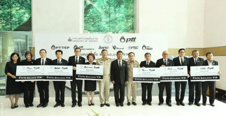 พลเอก สุรศักดิ์ ศรีศักดิ์ ผู้ช่วยรัฐมนตรี...