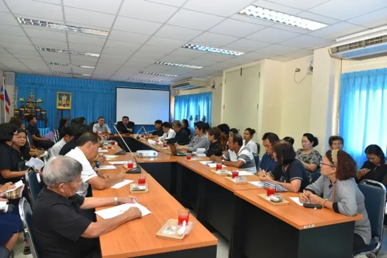 เมื่อเวลา 13.00 น. วันที่ 17 ตุลาคม 2560 ...