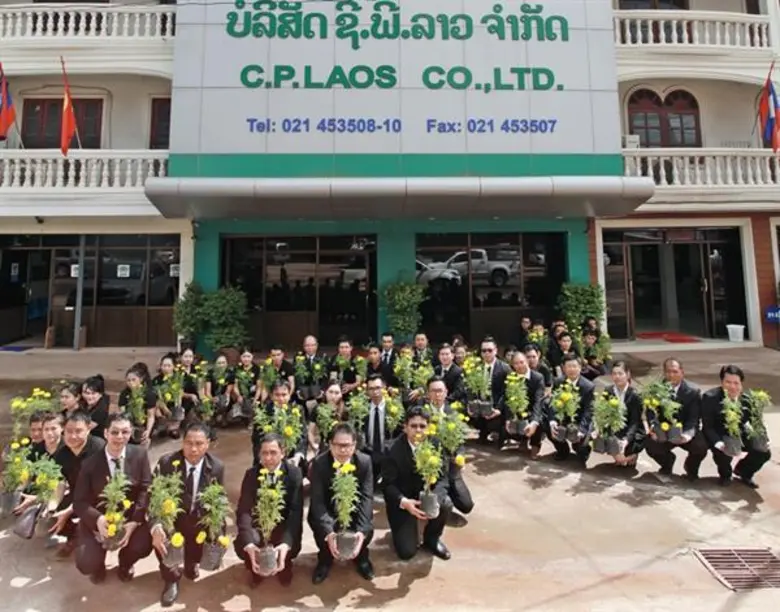 ซี.พี.กัมพูชา-ซี.พี.ลาว ร่วมจัดกิจกรรมถวายความอาลัยแด่ในหลวง รัชกาลที่ 9