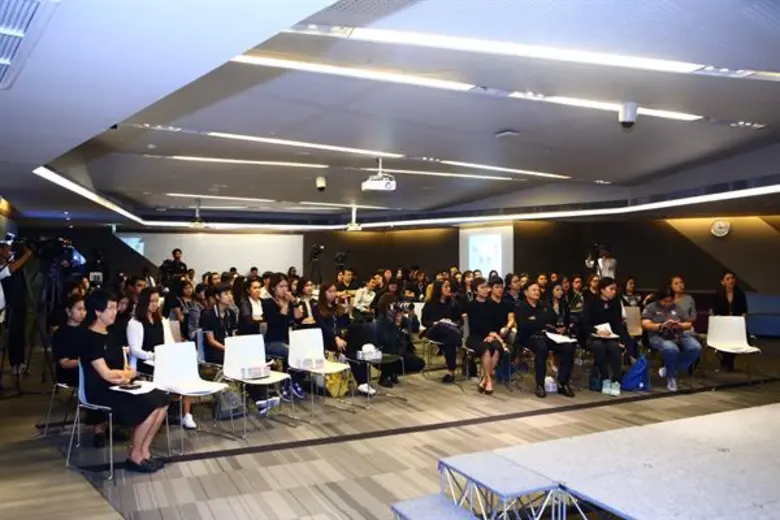 เคทีซีจัดกิจกรรม “ด้วยสำนึกพระมหากรุณาธิคุณ....จากนักเรียนทุนของพ่อ” ทรงพระราชทานทุนการศึกษาแก่นิสิตนักศึกษา