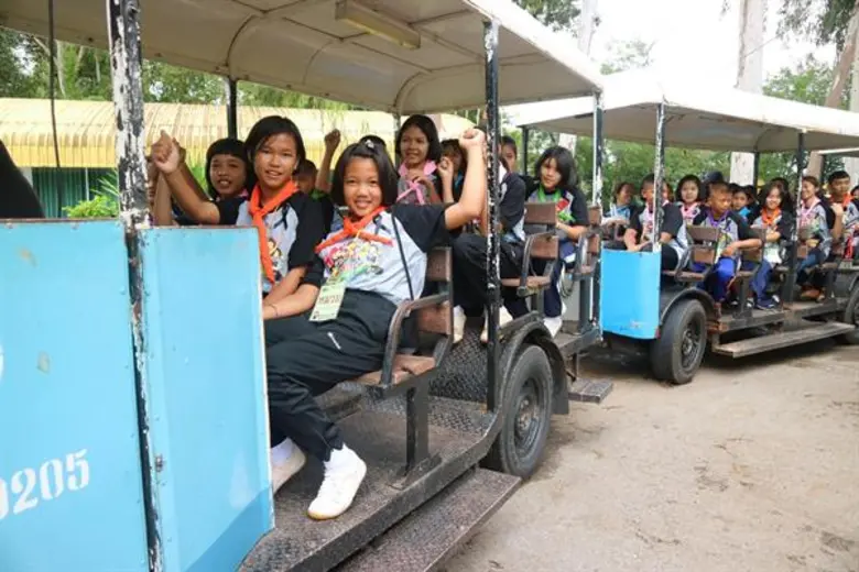 "จากแห้งแล้ง ก็กลายเป็นเขียวชอุ่มได้ ด้วย...