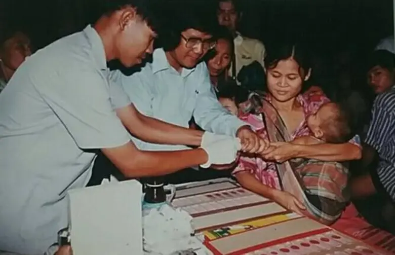 WHO ชื่นชม งานโรคติดต่อ ศูนย์ฯพิกุลทอง กำจัดโรคเท้าช้างสำเร็จ