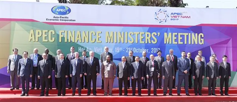 นายอภิศักดิ์ ตันติวรวงศ์ รัฐมนตรีว่าการกร...