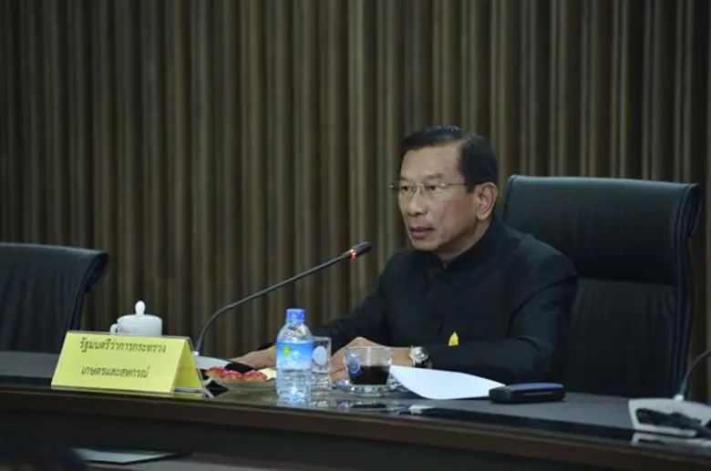 “บิ๊กฉัตร” ชึ้แผนบริหารจัดการน้ำล่วงหน้าเป็นผล ตัดยอดน้ำเหนือเข้าแก้มลิง 13 ทุ่งได้กว่า 2 พันล้านลบ.ม. ยันรัฐไม่ทิ้งผู้ได้รับผลกระทบ กษ และมท.ถกแผนช่วยเหลือรอบด้าน พร้อมสั่งชป.เตรียมการล่วงหน้าหลังอุตุคาดการณ์ปริมาณฝนภาคใต้ส่อแววอ่วม