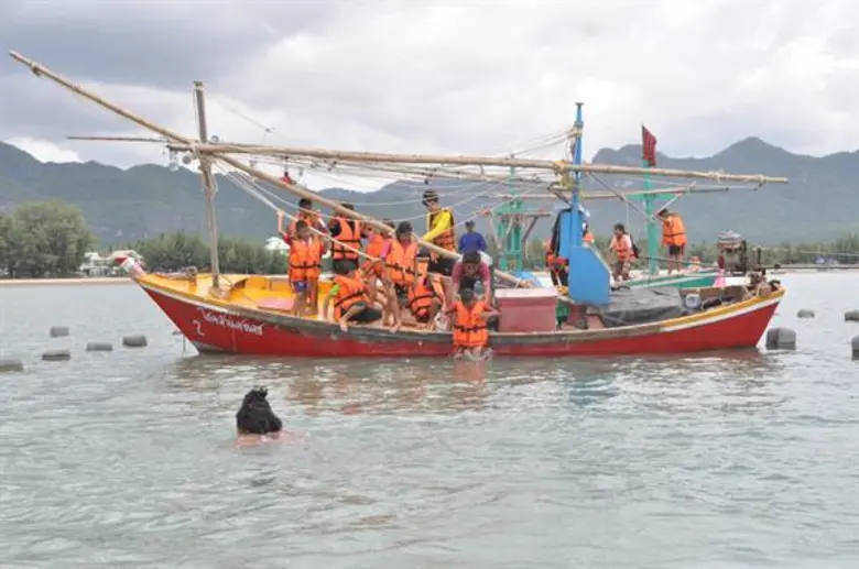 “กลุ่มกะตอย รัก (ษ์) สามร้อยยอด” จับมือชุมชน – Bike Finder – ทุกภาคส่วน ก้าวตามรอยพ่อ จัด “จากภูผาสู่มหานที ปราณบุรี สามร้อยยอด” ร่วมกันสร้าง “กระโจมบ้านปลาแห่งแรกในก้นอ่าวไทย” 11- 12 พ.ย. นี้ ที่ หาดสามร้อยยอด