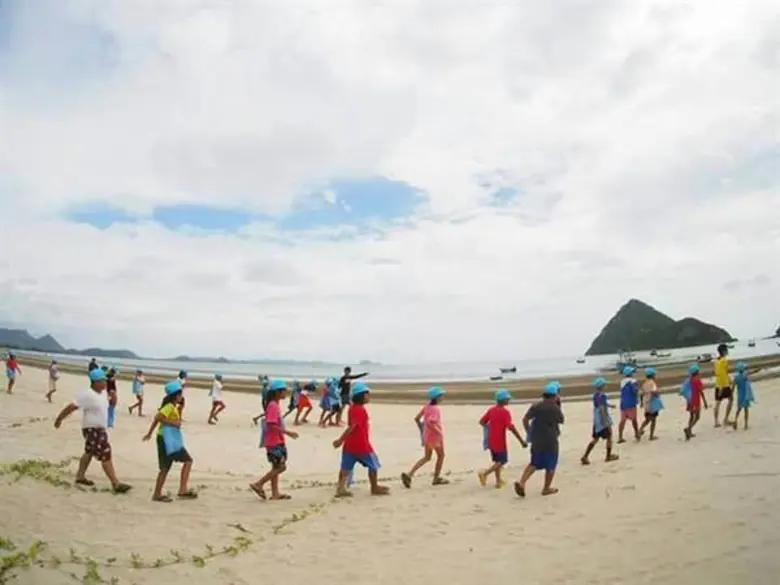 “กลุ่มกะตอย รัก (ษ์) สามร้อยยอด” จับมือชุมชน – Bike Finder – ทุกภาคส่วน ก้าวตามรอยพ่อ จัด “จากภูผาสู่มหานที ปราณบุรี สามร้อยยอด” ร่วมกันสร้าง “กระโจมบ้านปลาแห่งแรกในก้นอ่าวไทย” 11- 12 พ.ย. นี้ ที่ หาดสามร้อยยอด
