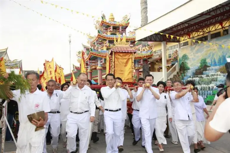 วันที่ 19 ตุลาคม 2560 เวลา 17.30 น. นายกฤ...