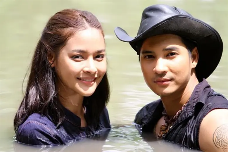 “ไมค์-ปุ๊กลุก” โชว์หวานสะท้านคุ้งน้ำ ใน “นายฮ้อยทมิฬ”