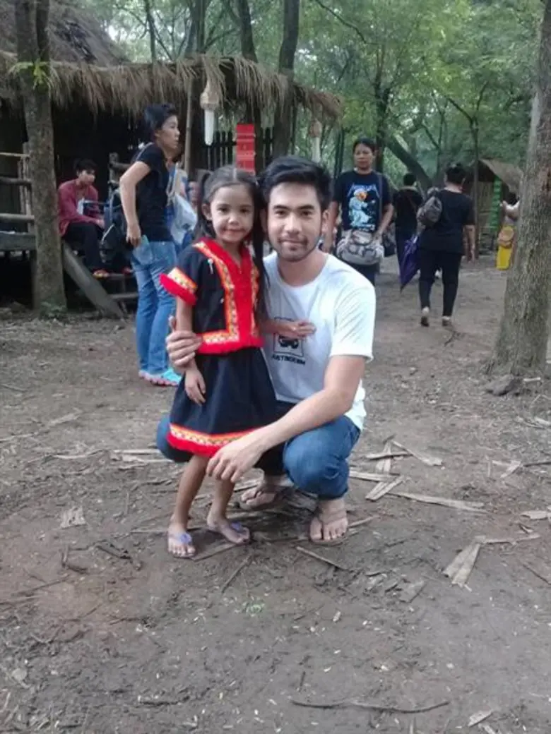 น่ารักมาก!! เผยภาพซุปตาร์ตัวน้อยประกบ เมทัล-ตูมตาม ใน แผ่นดินของพ่อ