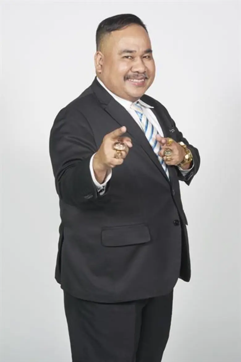 คลิปร้อน ประเด็นดัง ใครถูกผิด “ทนายสงกรานต์” จัดให้!! ใน “คลิปข้างศาล” รายการใหม่ทางช่อง 3 และ 33 เริ่ม 1 พ.ย.นี้ ห้ามพลาด