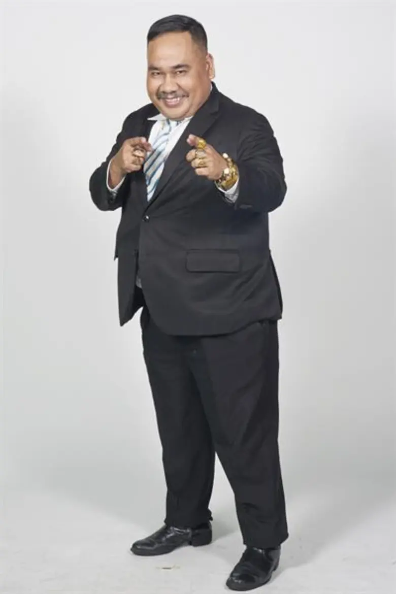 คลิปร้อน ประเด็นดัง ใครถูกผิด “ทนายสงกรานต์” จัดให้!! ใน “คลิปข้างศาล” รายการใหม่ทางช่อง 3 และ 33 เริ่ม 1 พ.ย.นี้ ห้ามพลาด