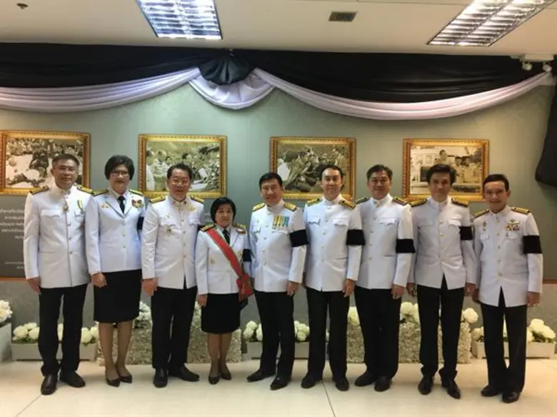 นายมงคล ลีลาธรรม กรรมการผู้จัดการ ธนาคารพ...