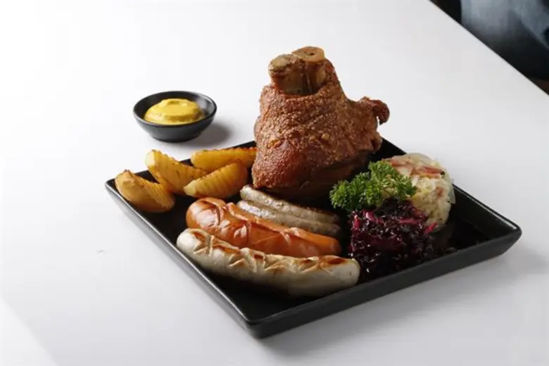 วันที่ 1 3 พฤศจิกายน 2560 เวลา 18.00 – 22...