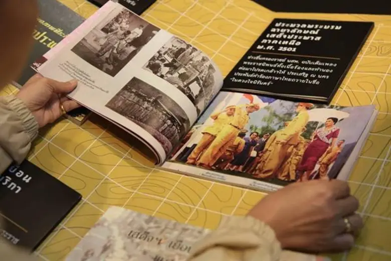 ปิดฉากงานมหกรรมหนังสือครั้งที่ 22 หนังสือพระราชนิพนธ์ พระราชประวัติ และพระราชกรณียกิจของ พระบาทสมเด็จพระปรมินทรมหาภูมิพลอดุลยเดช บรมนาถบพิตร รวมถึงความรู้เกี่ยวกับพระเมรุมาศ ได้รับความสนใจสูงสุดจากประชาชน รวม 12 วันมีผู้เข้าชมงานกว่า 1.8 ล้านคน