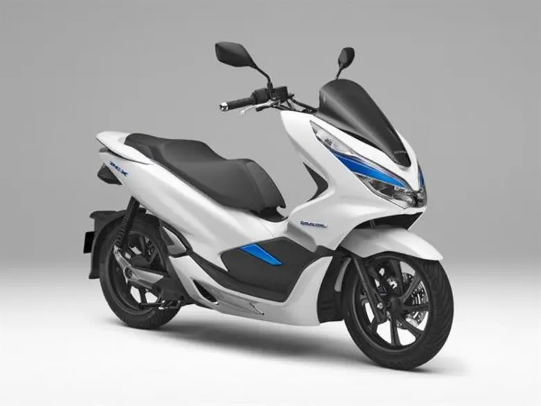 “ฮอนด้า” พลิกโฉมนวัตกรรมแห่งการขับขี่ เปิดตัว PCX Hybrid และ PCX EV ครั้งแรกของโลก พร้อมสานต่อความสำเร็จของโมเดลยอดนิยมระดับตำนานในตระกูล “Super Cub” ด้วยเวอร์ชั่นพิเศษฉลองการผลิตครบ 100 ล้านคัน ที่งานโตเกียวมอเตอร์โชว์ 2017