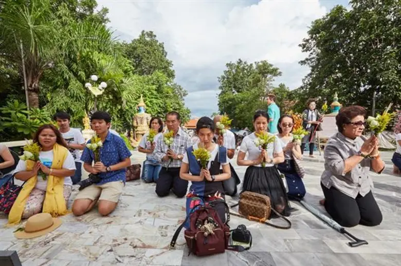 ไทยประกันชีวิต ชวนเก๋าเที่ยวยกก๊วน ไหว้พระปีระกา