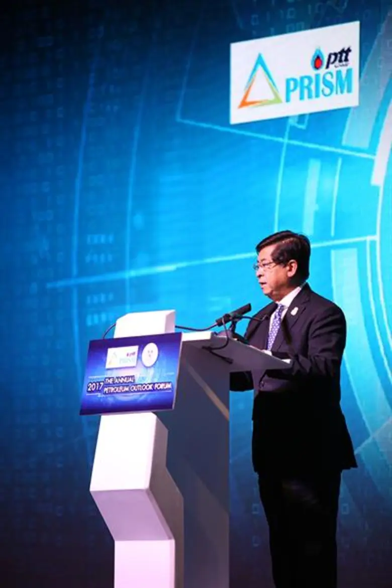 ทีมนักวิเคราะห์สถานการณ์น้ำมันของกลุ่ม ปต...