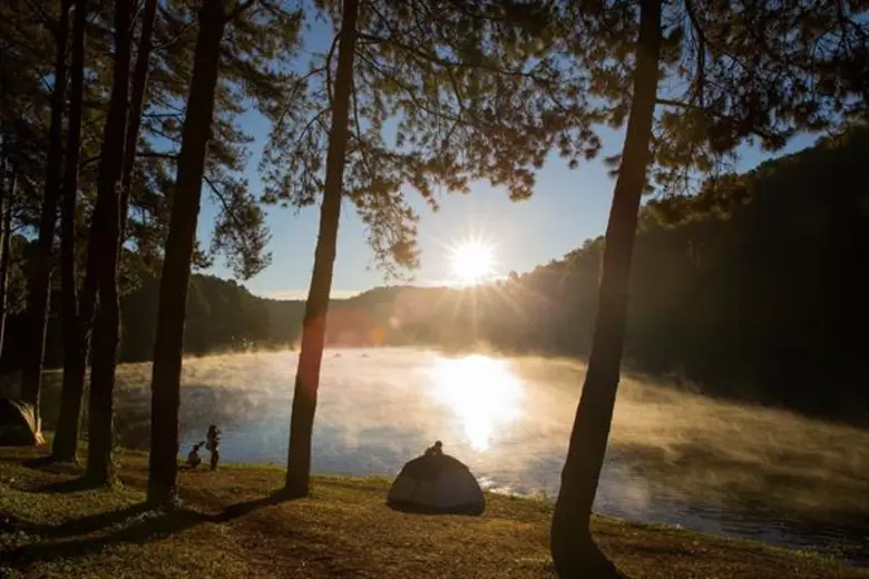 ดีเจเฟี้ยต ปลื้มใจครั้งหนึ่งได้เยือนปางอุ๋งหนึ่งในโครงการพระราชดำริ จากสถานที่ปลูกฝิ่น กลายเป็นแหล่งปลูกพืชสร้างรายได้ให้ชุมชน