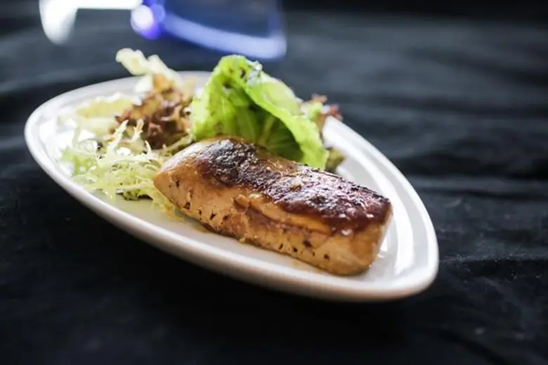 ห้องอาหารบลูสกาย บาร์แอนด์ไดนิ่ง ชั้น 24 ...