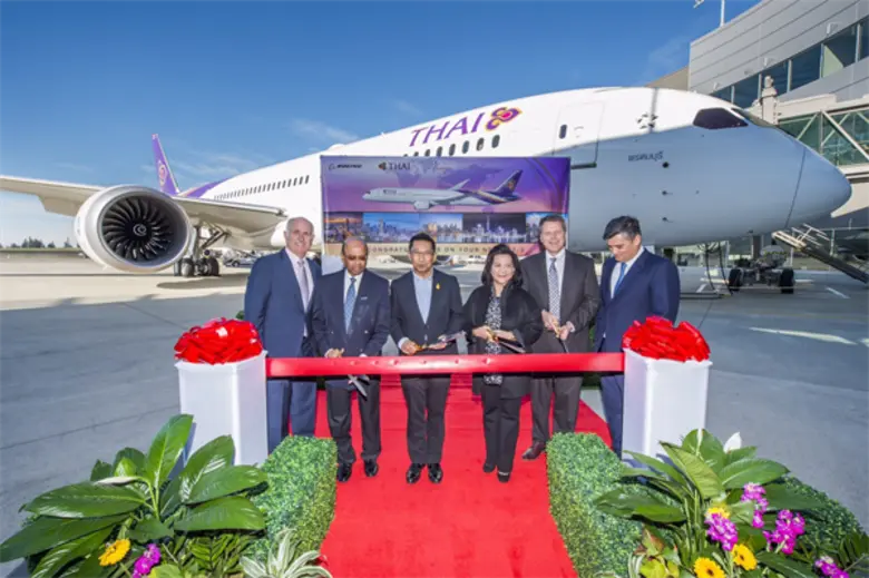 บริษัท การบินไทย จำกัด (มหาชน) รับมอบเครื...