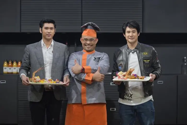 ทีวีไกด์: รายการ “เชฟกระทะเหล็ก กับโรงเรียนกระทะเหล็ก” (Cooking with Iron Chef) “กิ๊ฟซ่า-อู๊ด ”ท้าดวลเสน่ห์ปลายจวักจัด โชว์เมนูเด็ด “มังกรหวงไข่”