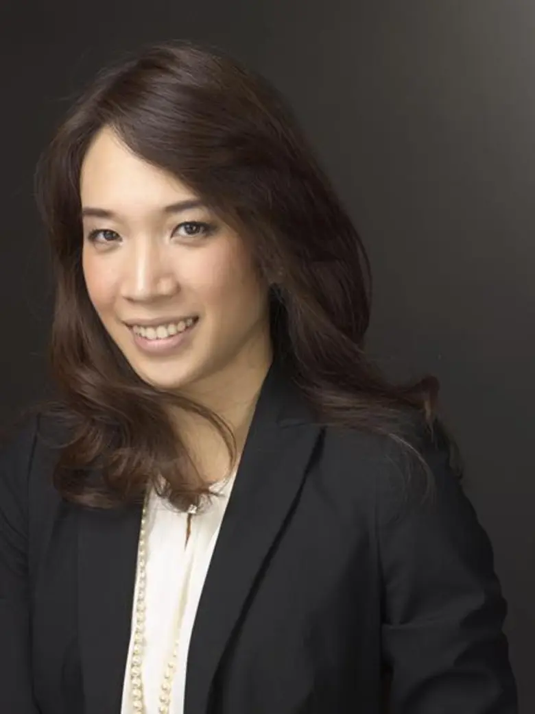 พราวพุธ ลิปตพัลลภ ผู้บริหารคนสวยแห่งพราวเ...