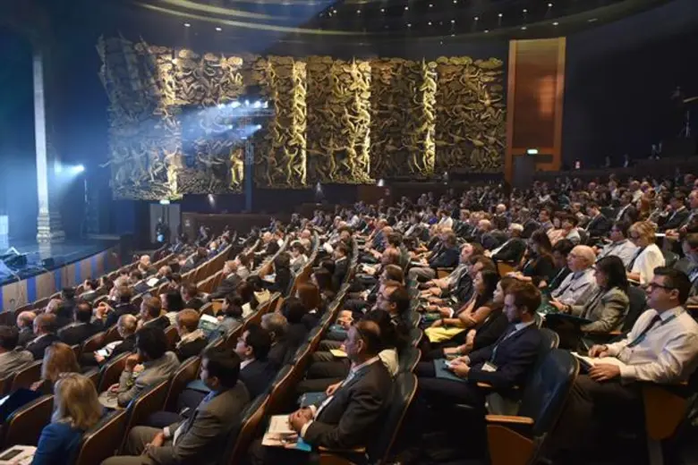 คิง เพาเวอร์ แสดงศักยภาพพลังคนไทยร่วมเป็นเจ้าภาพจัดงาน The Trinity Forum 2017 สุดยอดการประชุมภาคธุรกิจการสร้างรายได้ของสนามบิน ดึงนักธุรกิจชั้นนำจากทั่วโลกร่วมงาน พร้อมสร้างรายได้สะพัดสู่ประเทศไทย
