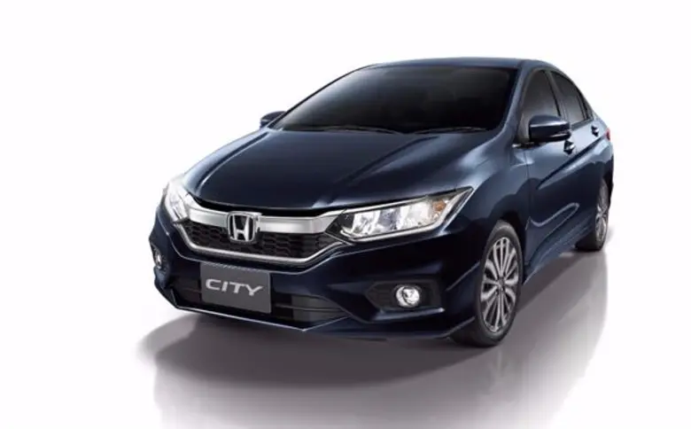 ฮอนด้า ยังคงเดินหน้าสร้างความมั่นใจแก่ลูกค้า ด้วยการรักษาอันดับหนึ่งตลาดรถยนต์นั่งตลอด 3 ไตรมาสในปีนี้ ต่อเนื่องจาก 2 ปีที่ผ่านมา