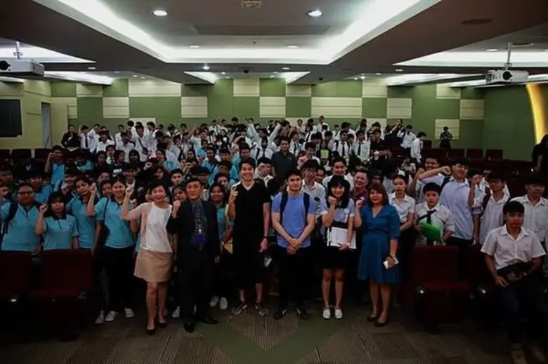 คณะเทคโนโลยีสารสนเทศ มหาวิทยาลัยศรีปทุม เ...