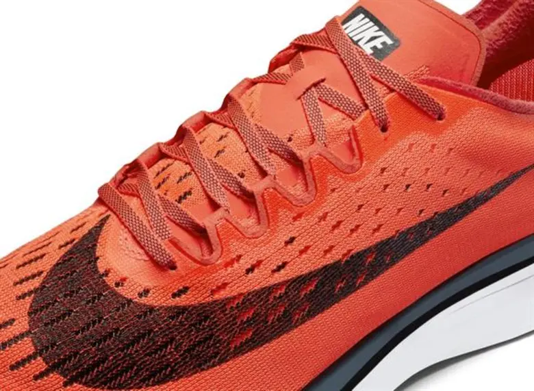 จำหน่ายแล้ววันนี้ในจำนวนจำกัด กับสุดยอดรองเท้าวิ่ง ไนกี้ ซูม เวเปอร์ฟลาย 4% ที่ร้านไนกี้ สยามสแควร์วัน เท่านั้น