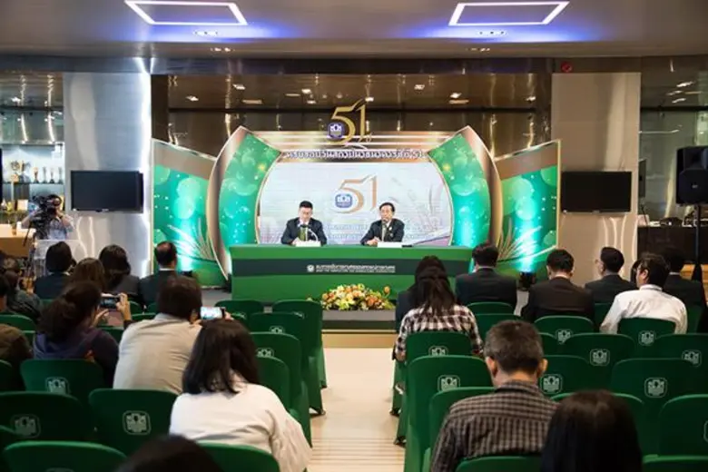 ธ.ก.ส. เผยผลงาน 6 เดือน จ่ายสินเชื่อกระตุ้นเศรษฐกิจฐานรากแล้วกว่า 1.2 ล้านล้านบาท