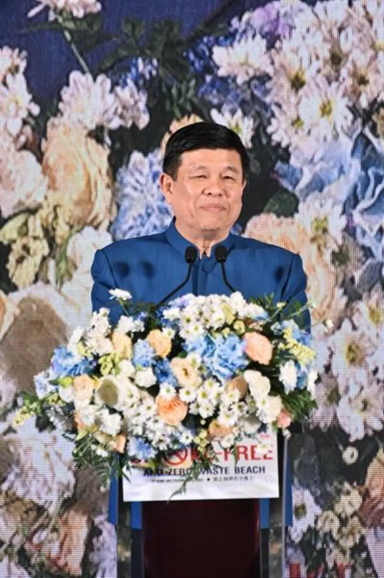 พลเอก สุรศักดิ์ กาญจนรัตน์ รัฐมนตรีว่าการ...