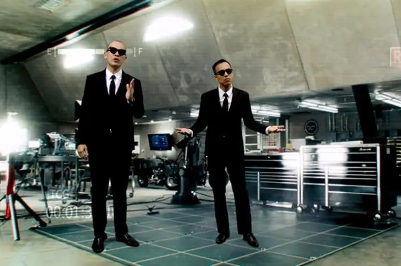 ช่อง MONO 29 แกะกล่องรายการใหม่ "ซีนเด็ด..ภาษาหนัง"  ดึง "คริส-เต้" นั่งแท่นพิธีกร สื่อประโยคเด็ดจากหนังดัง