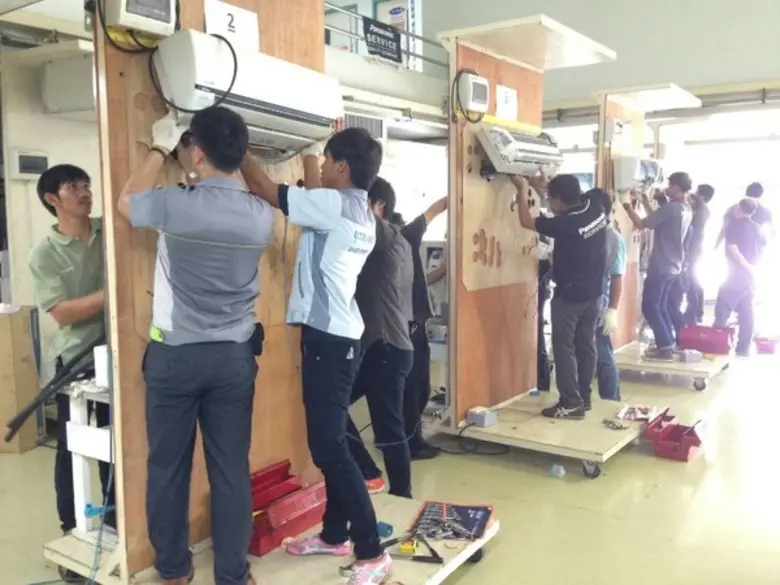 กพร. ร่วมเอกชน ผลิตมนุษย์ไฟฟ้าและทำความเย็น เสริม Green Job