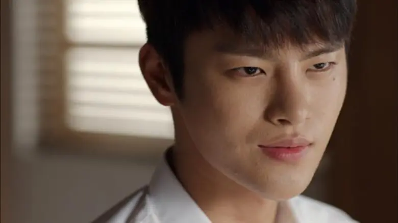 ทีวีไกด์: ไฮไลท์ซีรีส์ "Remember You (อัจฉริยะพลิกปมปริศนา)" ตอนที่ 11 ออกอากาศวันจันทร์ที่ 6 พฤศจิกายน 2560 เวลา 20:30 – 22:00 น. ทางทรูโฟร์ยู ช่อง 24