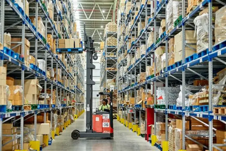 Ford Motor Company Invests Bt.100 Million in New Parts Distribution Center