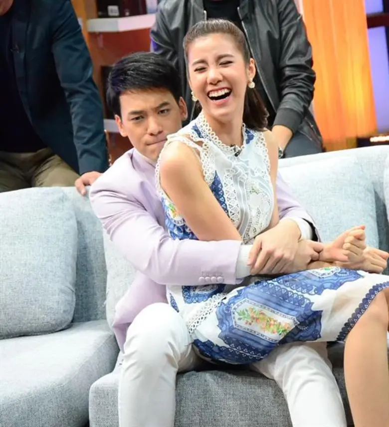 คู่ซี้ “ไก่-อ้น” จับคู่จ้อ “เจ๋อกันวันเสาร์” “บี้-เอสเธอร์” นำทีม “เธอคือพรหมลิขิต” ประเดิมเทปแรก