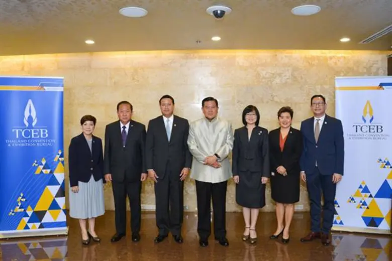 รองนายกรัฐมนตรี พลเอกธนะศักดิ์ ปฏิมาประกร...