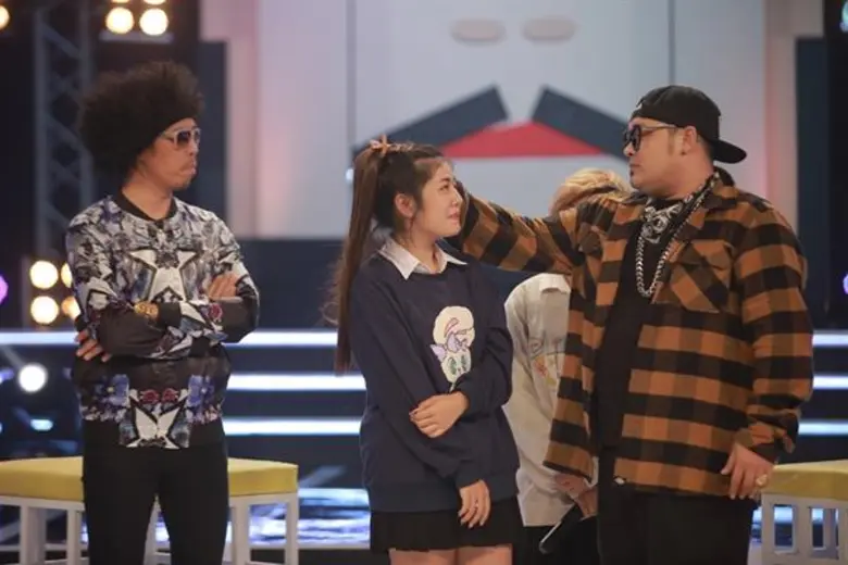 ทีวีไกด์: รายการ “สามแยกปากหวาน” ออนแอร์ 6 พ.ย.60