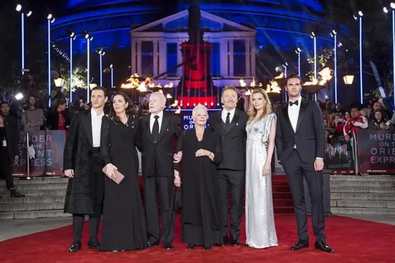 อลังการงานเปิดตัวภาพยนตร์ Murder On The Orient Express ที่ประเทศอังกฤษ ทัพนักแสดงร่วมงานคับคั่ง