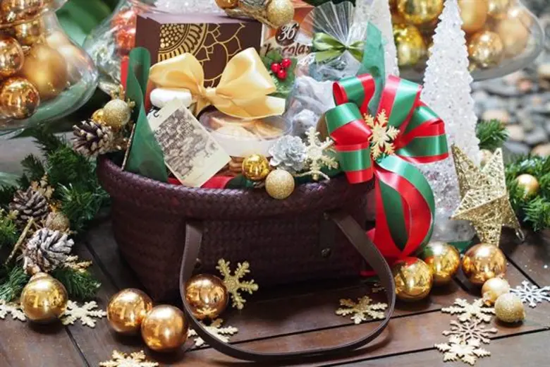 ในช่วงเทศกาลสุขสันต์รับคริสต์มาสและปีใหม่...