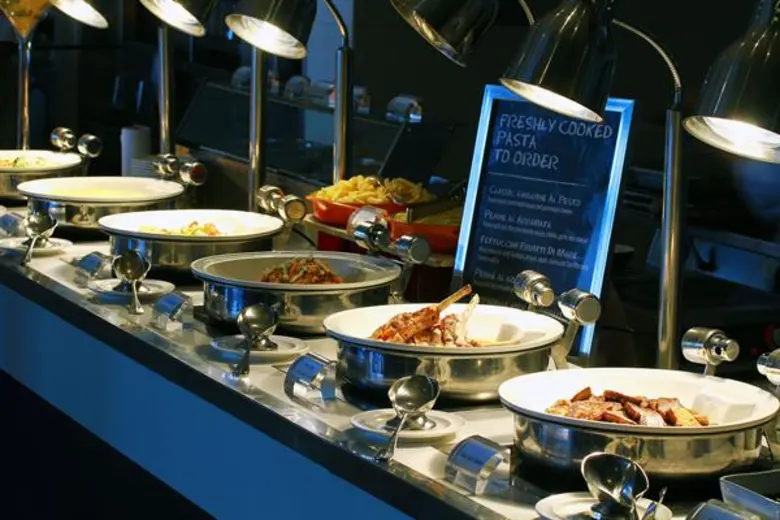 ร่วมฉลองช่วงเวลาดีๆ เทศกาลคริสต์มาส ห้องอาหารเดอะเวิลด์ โรงแรมเซ็นทาราแกรนด์ฯ เซ็นทรัลเวิลด์