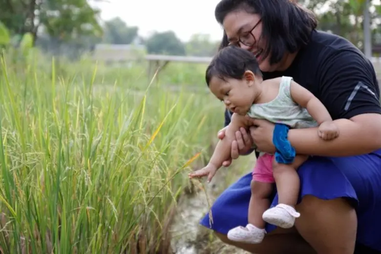 “ปฐม” จัดทริป ตะลุยสวน “พาคนกินคนปลูก” สำรวจต้นทางการผลิตอาหารอินทรีย์